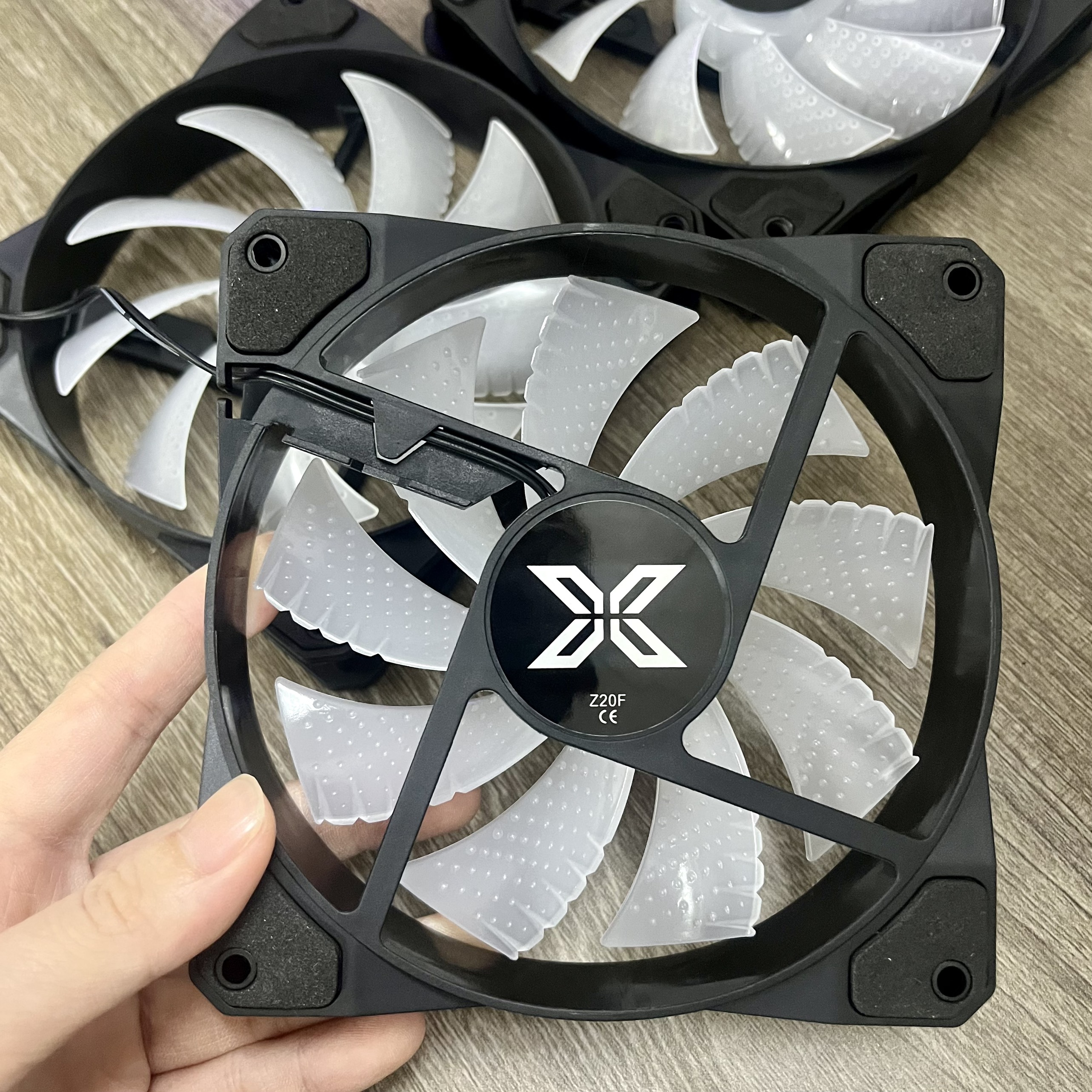 Quạt tản nhiệt - fan case Xigmatek Z20F RGB