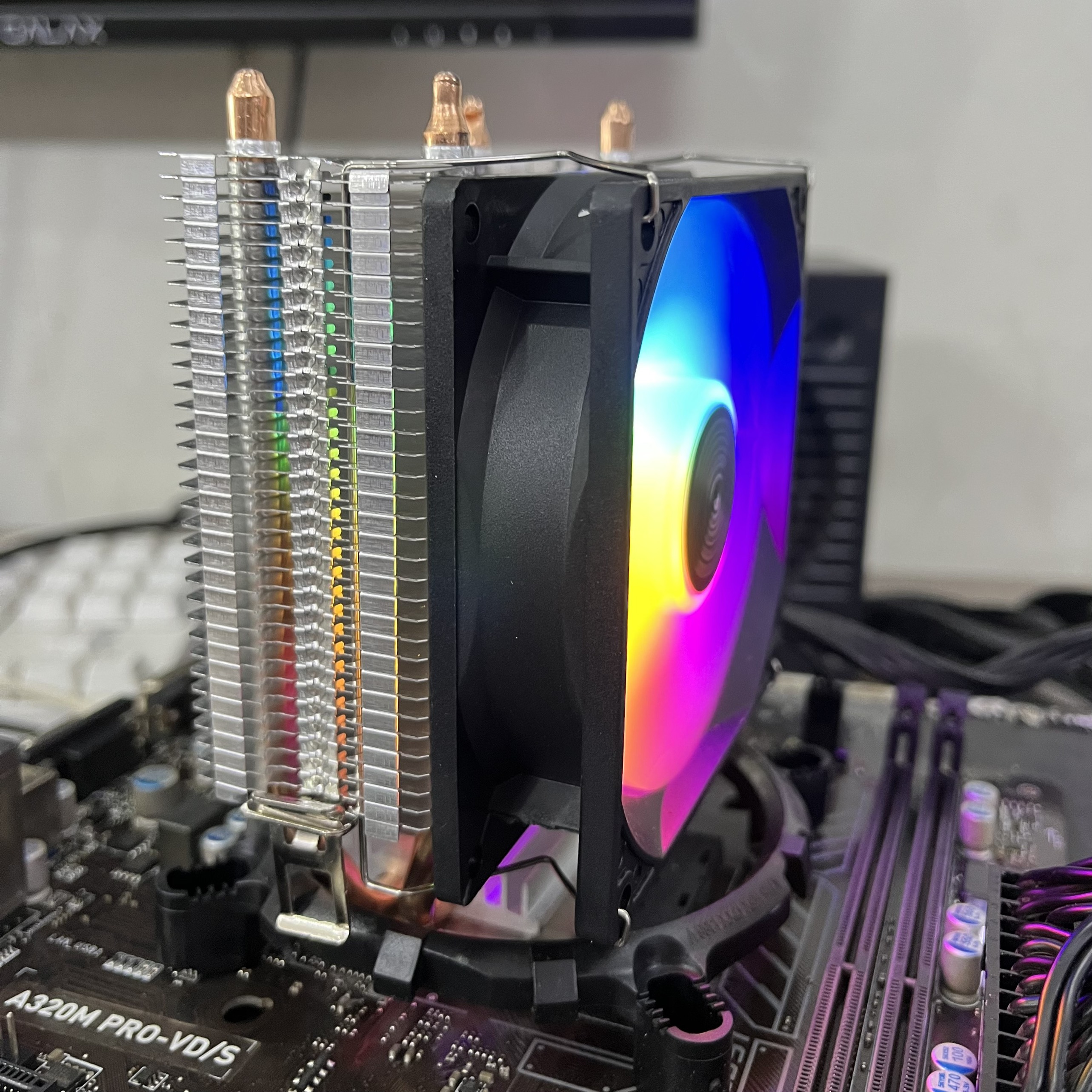TẢN NHIỆT KHÍ CPU SENNA T500 BLACK RGB